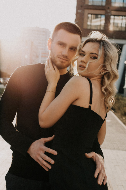 Заказать фотосессию Love Story для пары в студии от сети фотостудий Fashion Box в Санкт-Петербурге – фото № 3