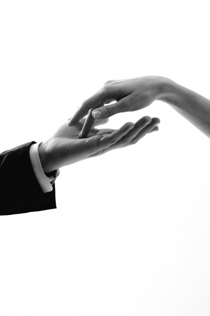 Заказать фотосессию Love Story для пары в студии от сети фотостудий Fashion Box в Санкт-Петербурге – фото № 10