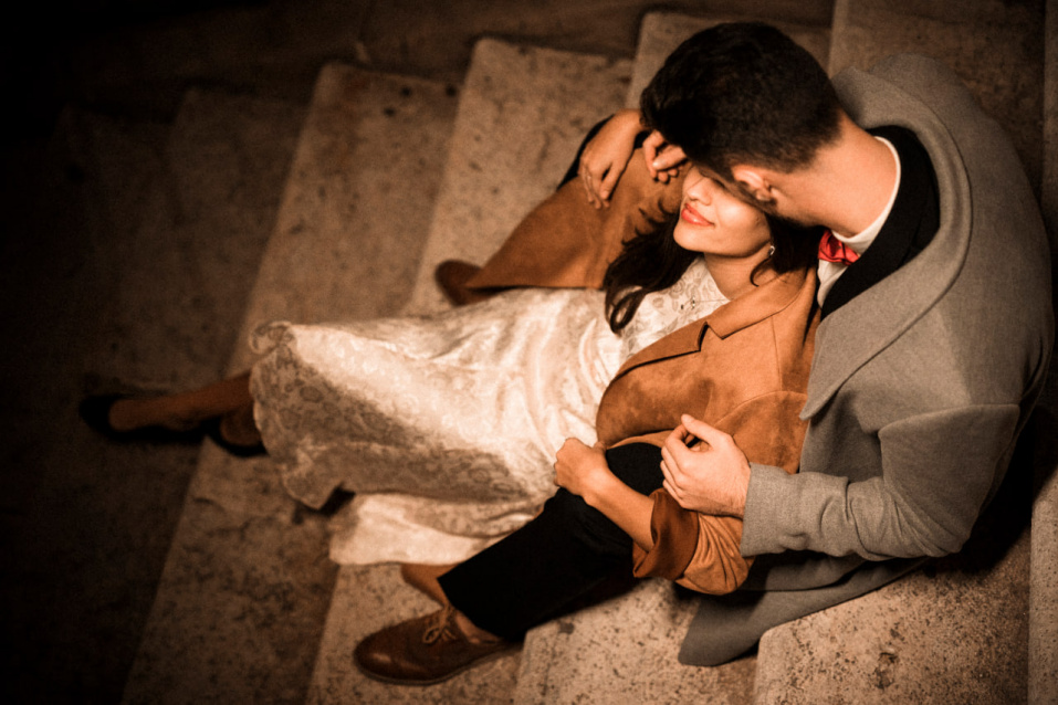 Заказать фотосессию Love Story для пары в студии от сети фотостудий Fashion Box в Санкт-Петербурге – фото № 1