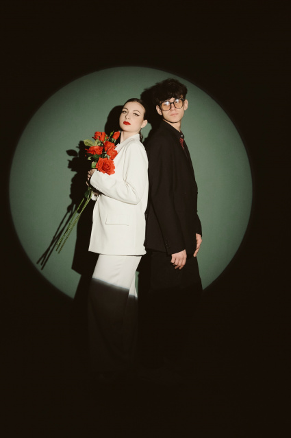 Заказать фотосессию Love Story для пары в студии от сети фотостудий Fashion Box в Санкт-Петербурге – фото № 16