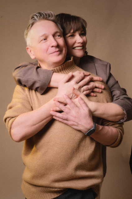 Заказать фотосессию Love Story для пары в студии от сети фотостудий Fashion Box в Санкт-Петербурге – фото № 5