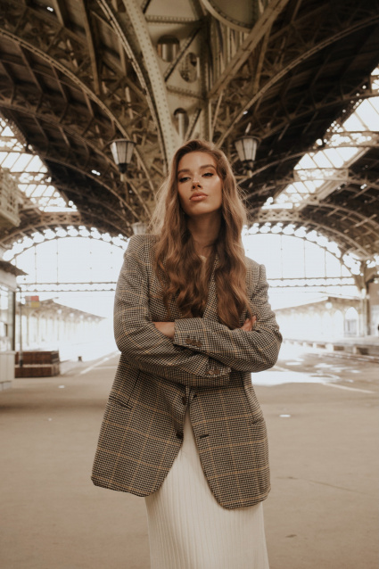 Фотосессия на прогулке - заказать профессиональную съемку от сети фотостудий Fashion Box – фото № 2